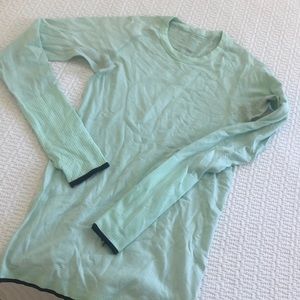 Lululemon workout top, size 4.